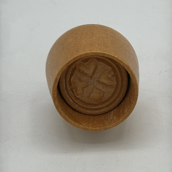 Antique butter press mold with card suit symbols - Picture 3 of 4